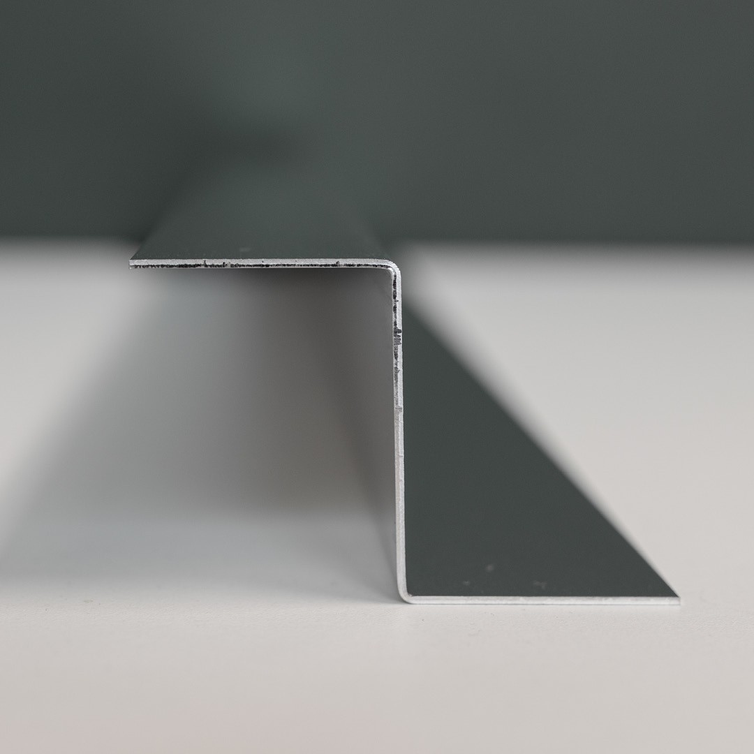 Z Profil aus Aluminium
