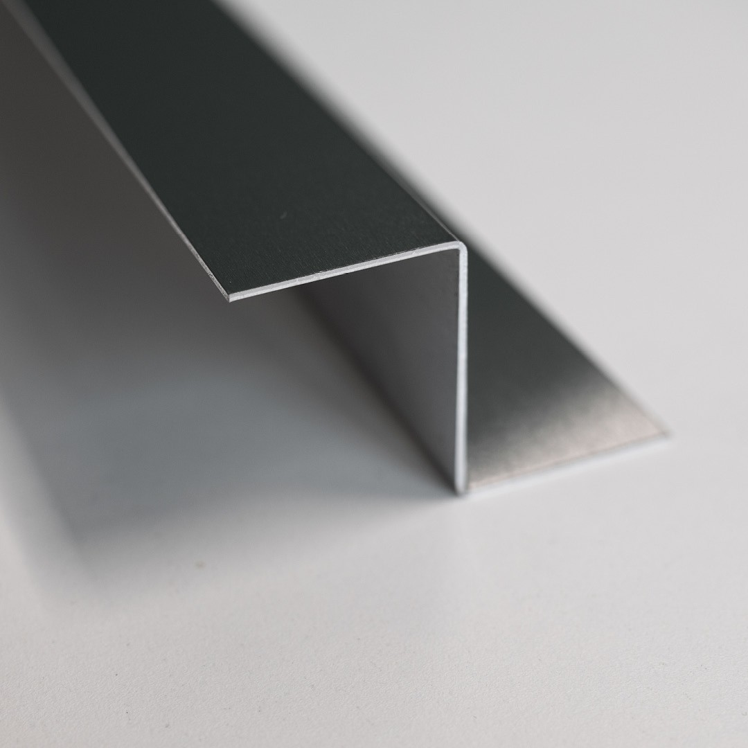 Z-Profil aus Aluminium